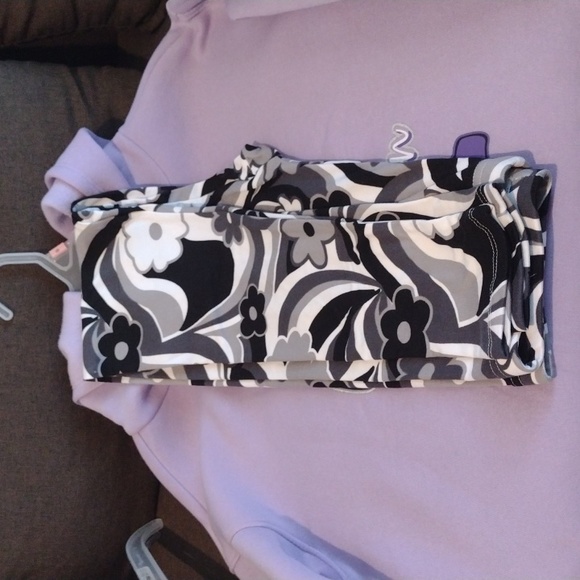 4pc Bundle with earrings and bracelet new - Picture 9 of 10